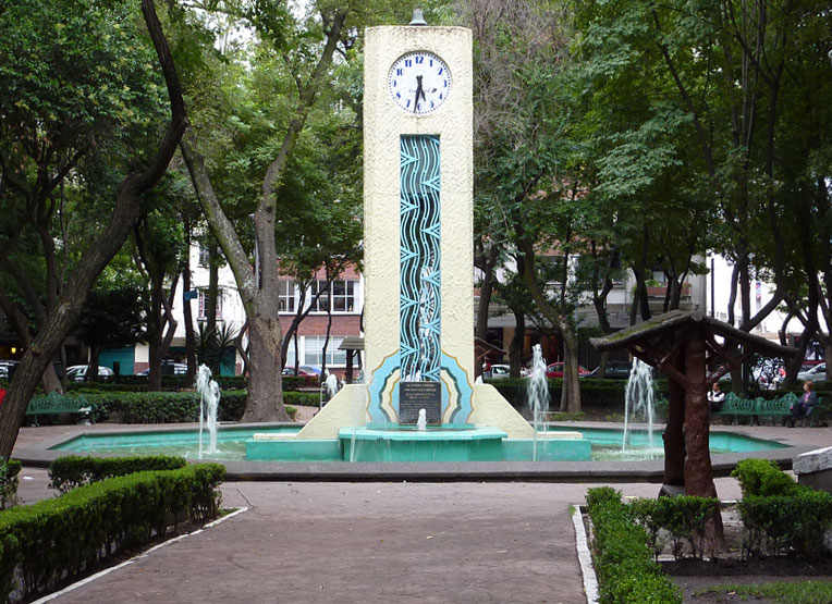 Reloj de Parque México